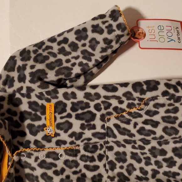 NWT Carter's Girls Animal Print Hooded Fleece Long Sleeve Romp - Size 6 Months - Picture 3 of 9